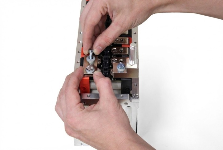 Inspection of completed busbar connections